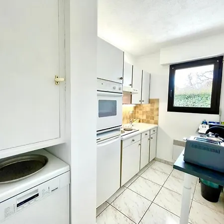 Apartment Charmant Rez De Jardin - 900m Plage De Pontaillac *