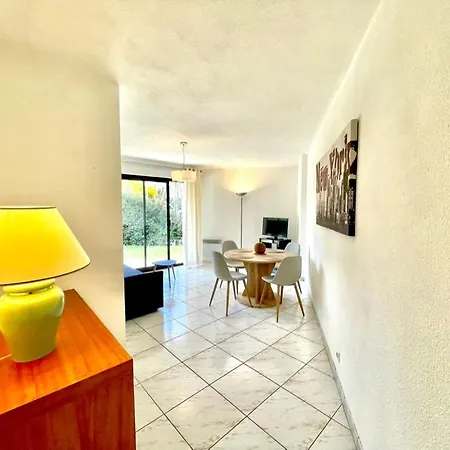 Charmant Rez De Jardin - 900m Plage De Pontaillac Apartment *